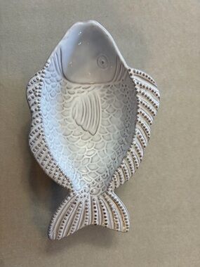 Pottery Barn White Fish Ceramic Dish with Beaded Detail
